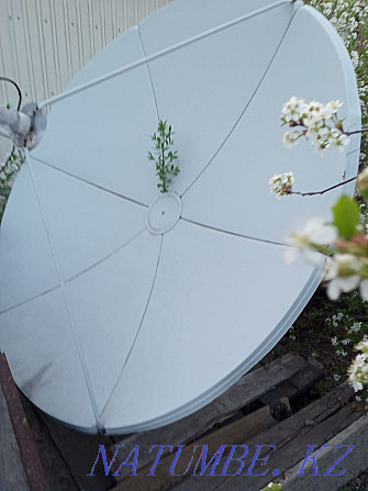 Продам спутниковую тарелку, с двумя головками и ресивером Семей - изображение 2