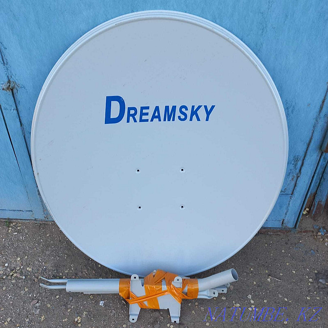 I will sell a new satellite dish in a set + a universal converter Rudnyy - photo 1
