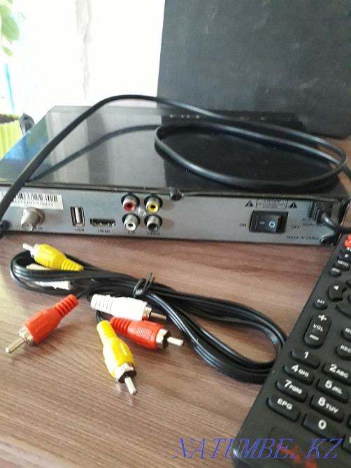 Tuner for satellite dish.  - photo 1