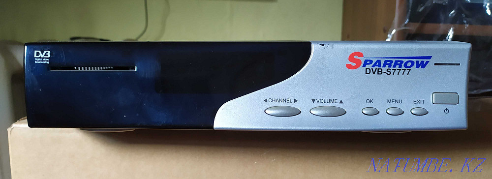 Спутниктік антенна және екі пайдаланылған DVB-S7777 S Parrow қабылдағыш  Алматы - изображение 1