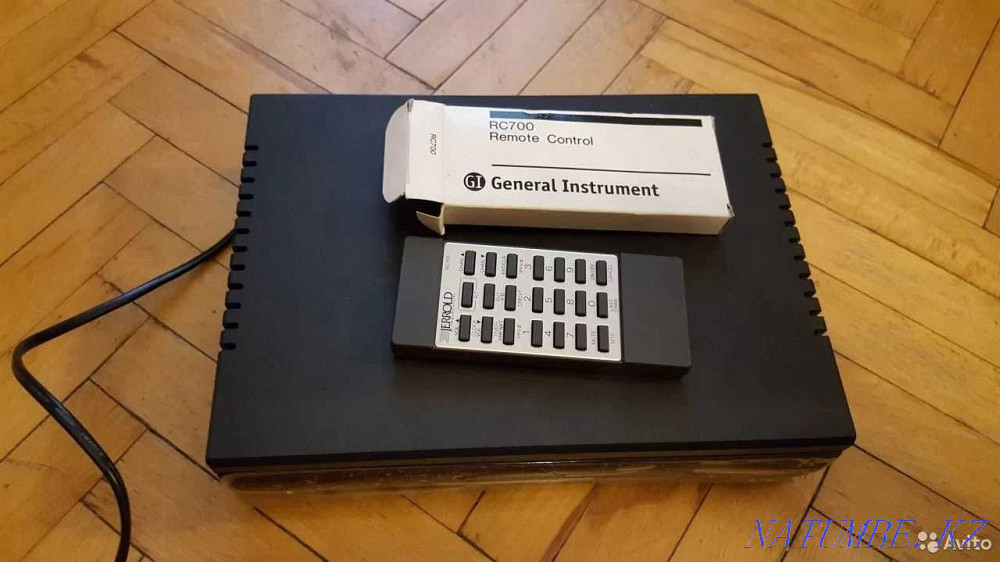 Продается Декодер - конвертер (терминал) General Instrument 5506W Алматы - изображение 1