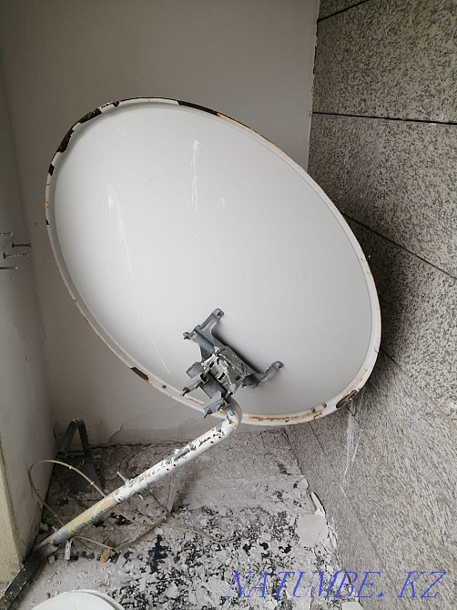 Продам спутниковую антенну с креплением и рессивером Астана - изображение 3