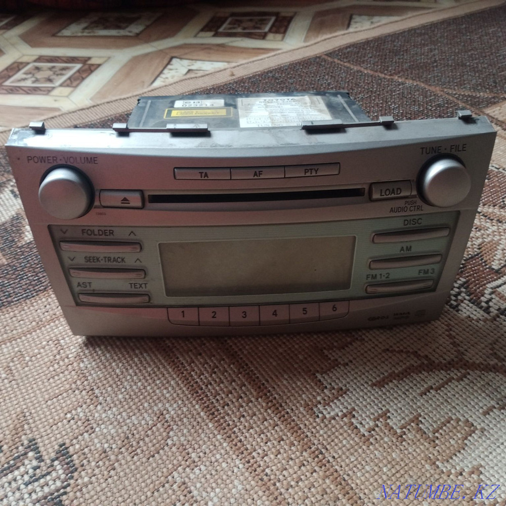 Магнитола на Камри 40 и Лексус rx 300 Солнечное - изображение 3