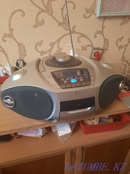 I will sell the tape recorder Муткенова - photo 1