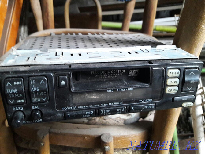 Sell car radio  - photo 1