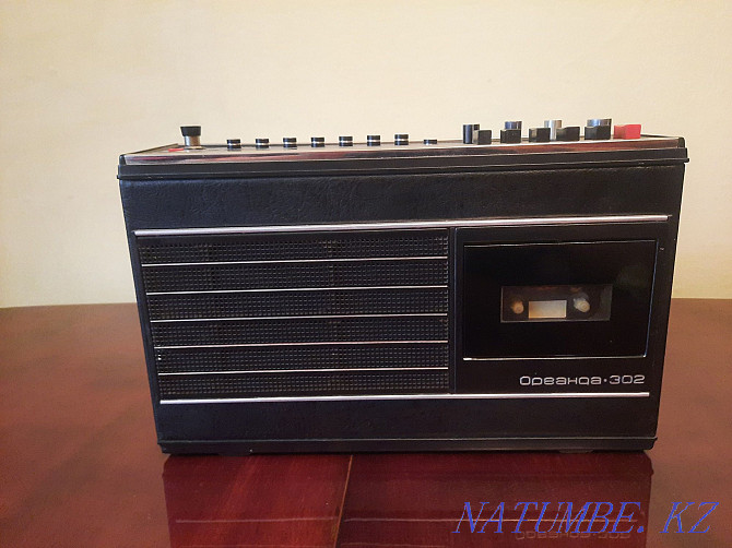 Soviet radio tape recorder Oreanda-302 Almaty - photo 1