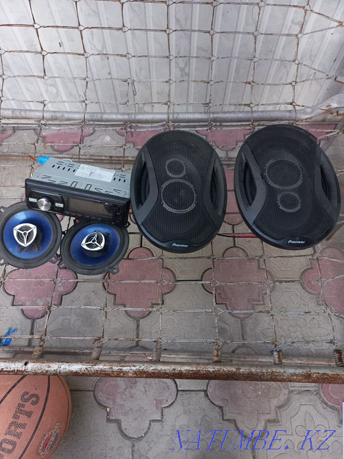 Tape recorder with speakers Талас - photo 2