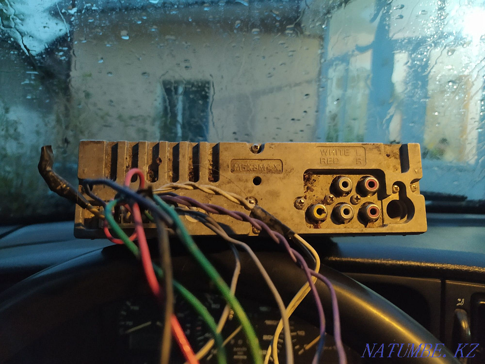 Магнитола . Оба дисковые , флешка, aux торг уместен Тараз - изображение 4