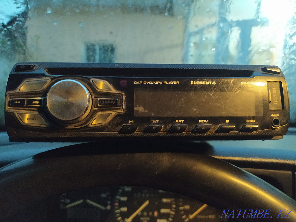 Магнитола . Оба дисковые , флешка, aux торг уместен Тараз - изображение 3