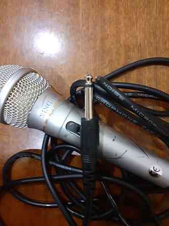 Продам микрофон для караоке 