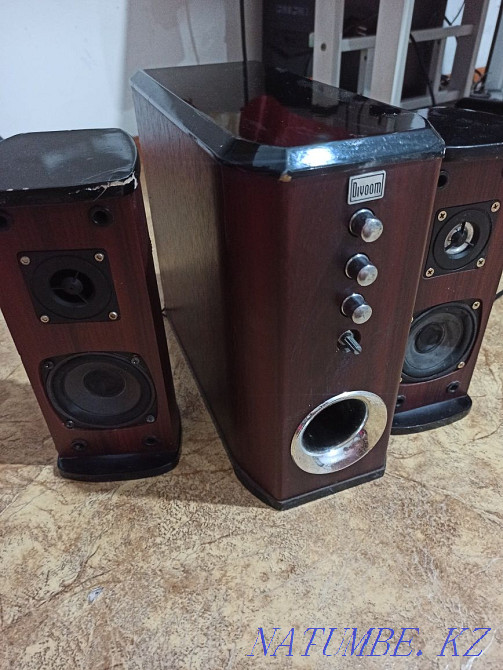 Продам две колонки с сабвуфером Муткенова - изображение 2