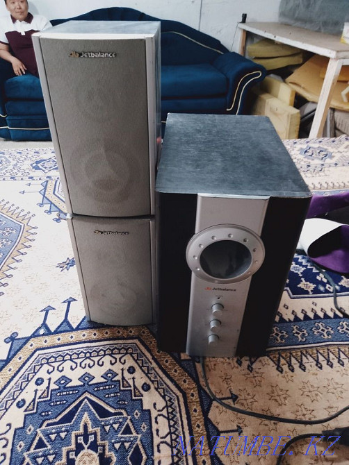 Продам буфер с колонками Актау - изображение 2