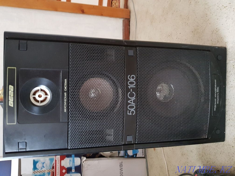 Продам, меняю. Усилитель оригинал. Покупал в Германии за 200 евро.  - изображение 3