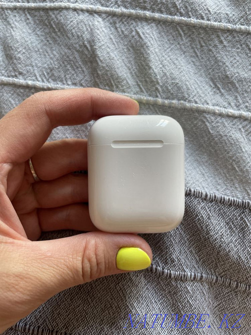 Продам кейс от наушников airpods 1 Алматы - изображение 3