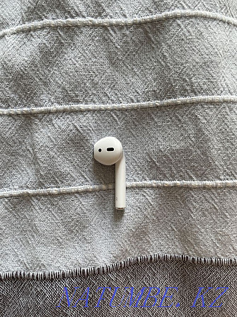 Airpods 1 оң жақ құлаққап сатылады  Алматы - изображение 2