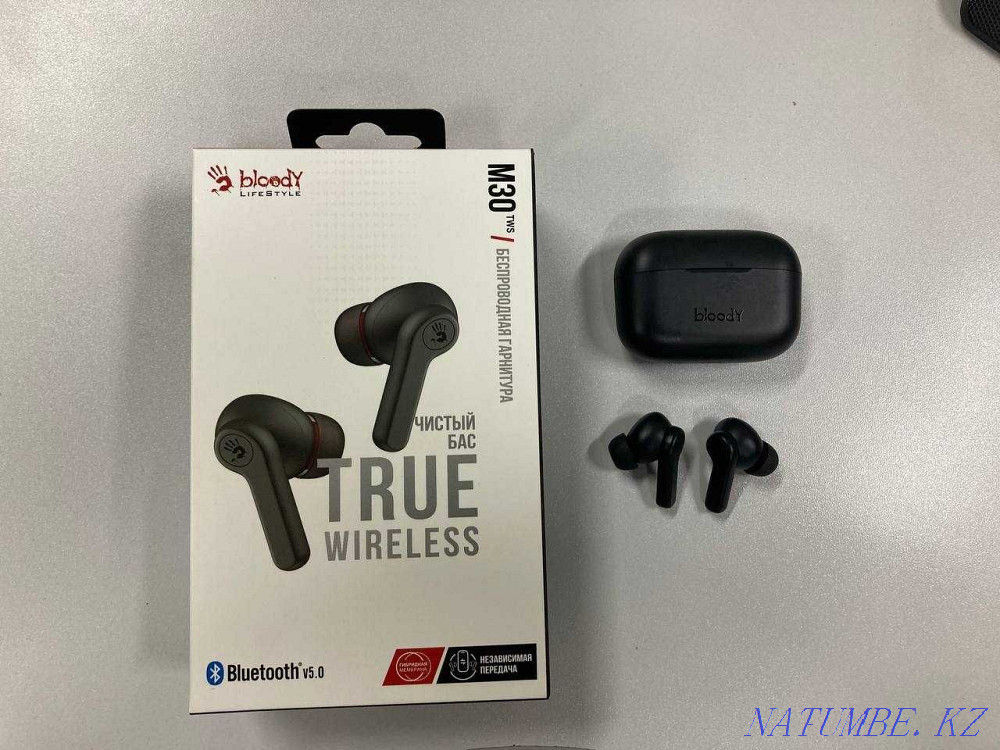 Беспроводные сенсорные наушники Bloody M30 Алматы - изображение 1