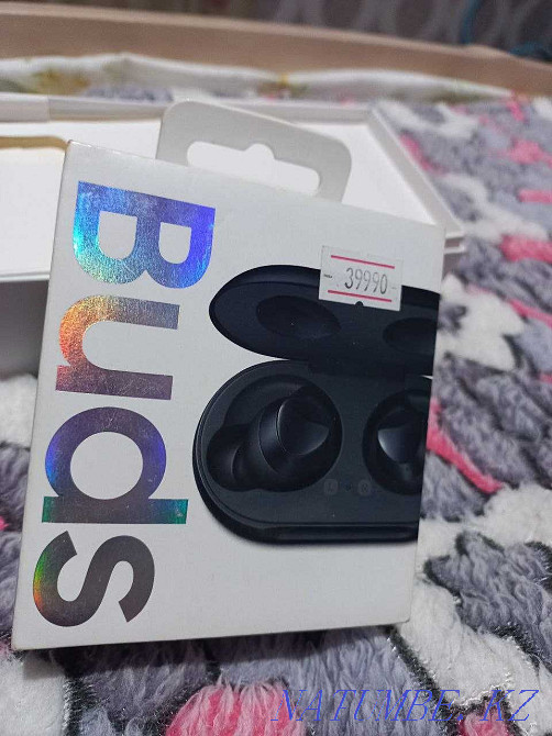 buds samsung case Taraz - photo 1