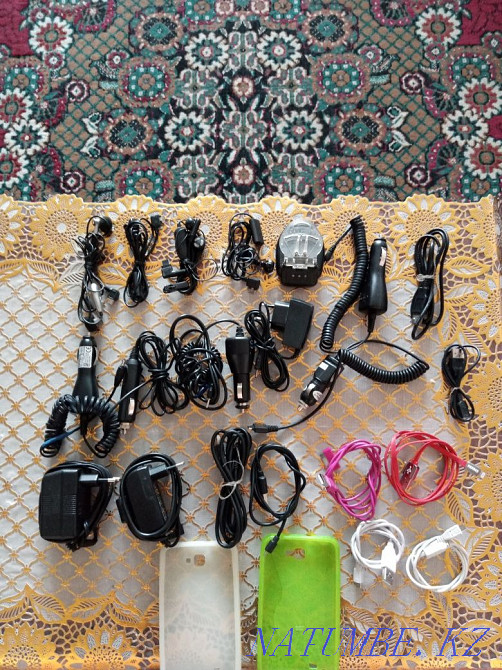 Зарядки, шнуры, наушники и др. Бу и новое. Есик - изображение 7