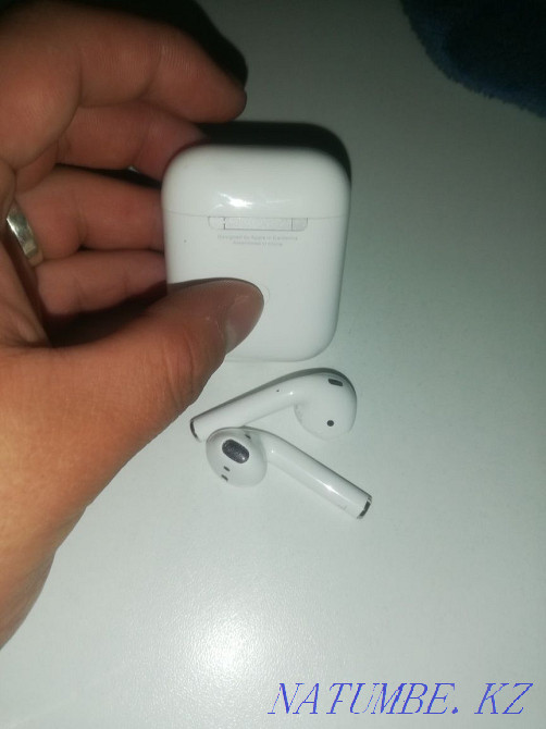 AirPods 2 поколения Алматы - изображение 3