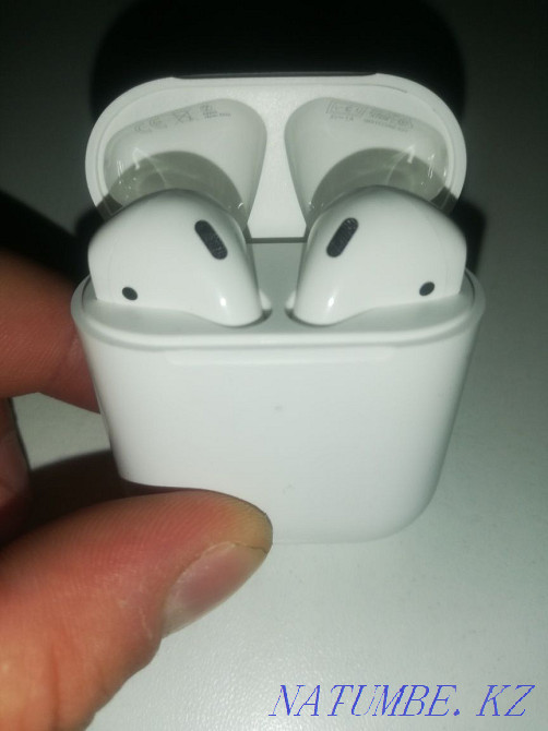 AirPods 2 поколения Алматы - изображение 4