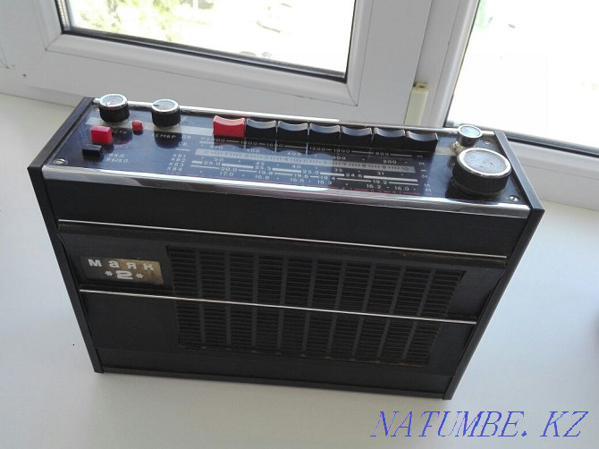 Retro radio receiver Mayak-2 Aqtobe - photo 3