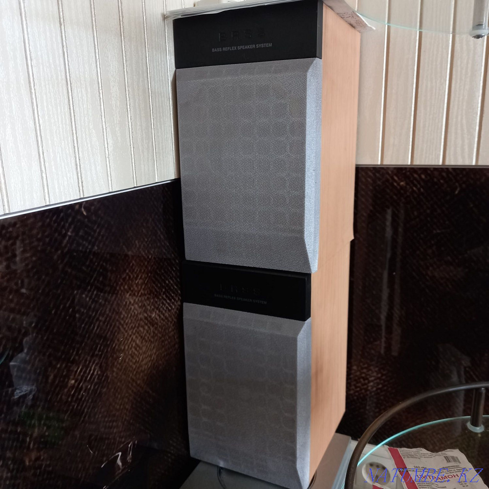 Продам Радио В Отличном Состоянии + два больших динамика Астана - изображение 2