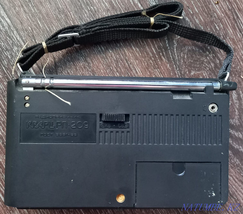 Radio receiver QUARTZ RP-209 new with the signature of the First President of the Republic of Kazakhstan Чапаево - photo 2