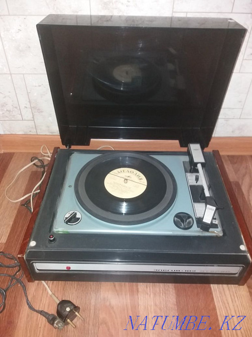 I sell the radiola Elegy 102 in excellent condition Karagandy - photo 5