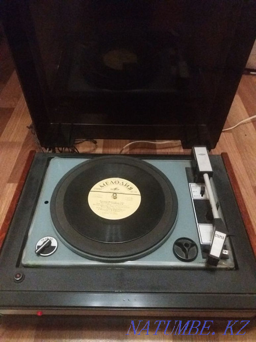 I sell the radiola Elegy 102 in excellent condition Karagandy - photo 8