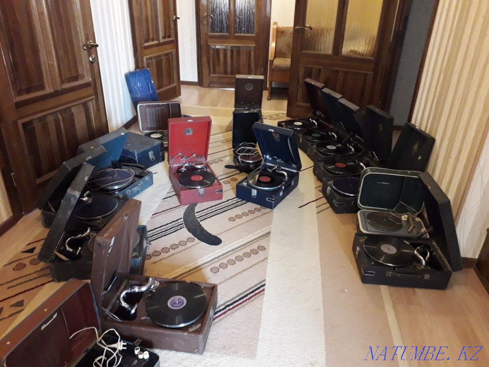 Collection of RETRO radio equipment Astana - photo 4