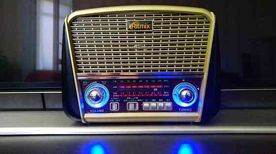 Портативный радиоприемник RITMIX RPR-050 (USB MP3, AUX, фонарик) Almaty