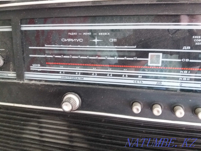 I will sell Radio Sirius 311 with a player of records of vinyl Муткенова - photo 2