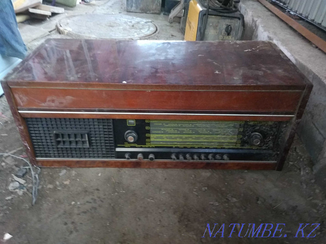 USSR radio and player Almaty - photo 3