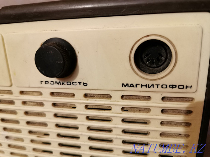 Radio receiver. Apogee. USSR. Retro. Almaty - photo 3