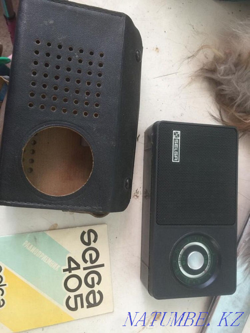 Retro radio receiver Soviet USSR selga 405 Almaty - photo 5