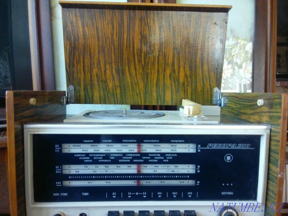 Продается ламповая радиола Уральск - изображение 1