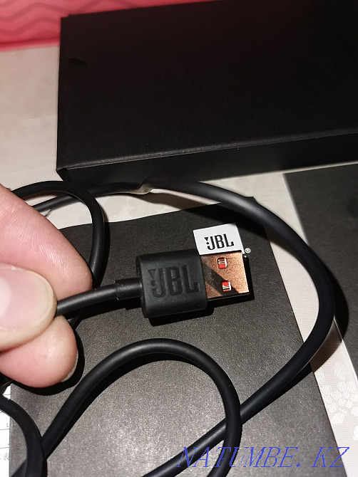 Jbl charge 4 оригинальный Алматы - изображение 3
