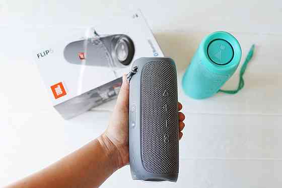 Мощные беспроводные водонепроницаемые колонки JBL HARMAN Flip 4 Almaty