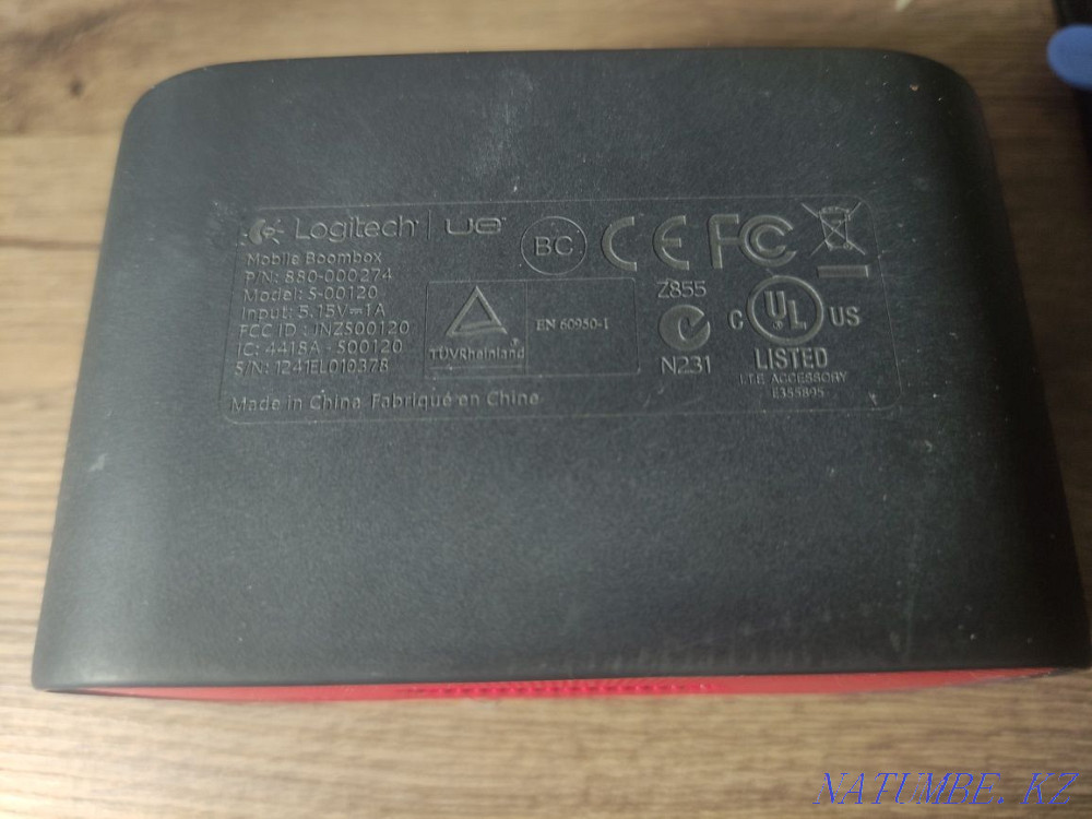 Блютуз колонка Logitech ue mobile boombox Болтирик шешен - изображение 3