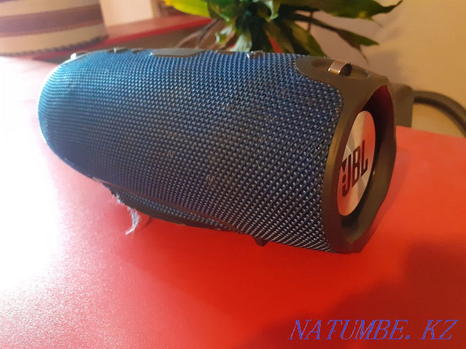 Xtreme JBL портативті Bluetooth динамигі (баған)  Алматы - изображение 2