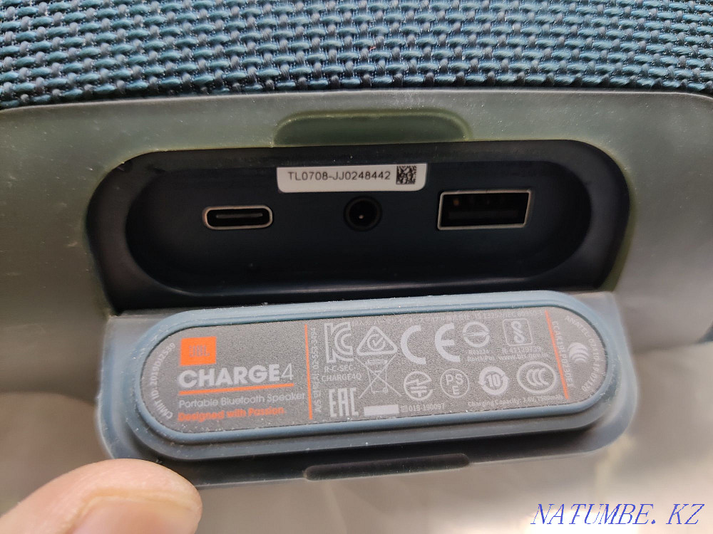 Sell column JBL CHARGE 4 Aqtau - photo 4