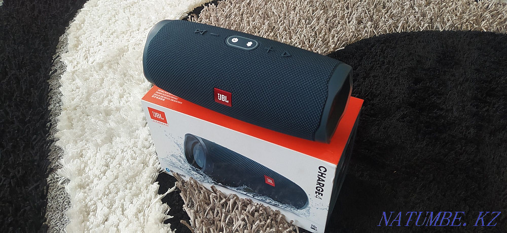 JBL CHARGE 4 in mint condition Ust-Kamenogorsk - photo 2