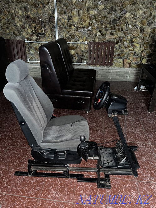 Plestation-4, TV, Seats and Steering wheel from BMB 34. Astana - photo 7