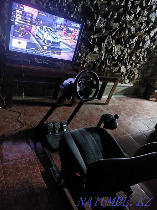 Plestation-4, TV, Seats and Steering wheel from BMB 34. Astana - photo 1