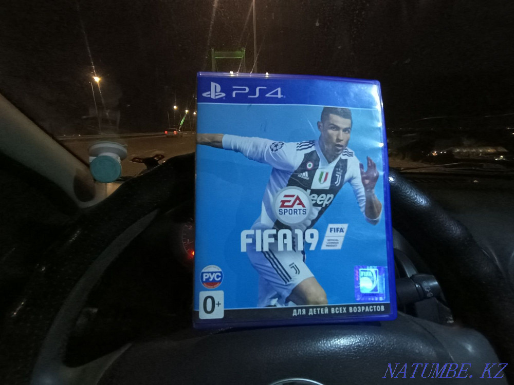PC disc 4 drive working. original fifa 2019 price 8000 bargain no babaoaga Semey - photo 2