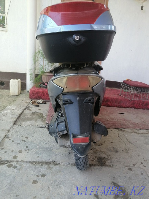 Pradam scooter urgent Condition good  - photo 2