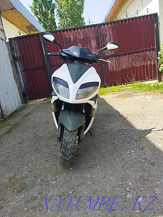 Sell scooter/moped  - photo 3