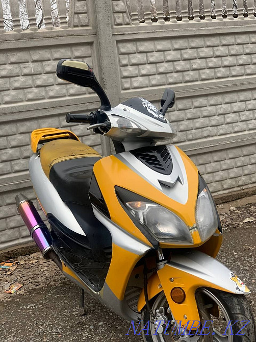 Scooter, moped 150 cc Almaty - photo 5