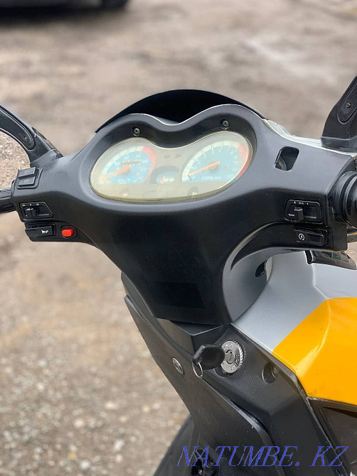 Scooter, moped 150 cc Almaty - photo 3