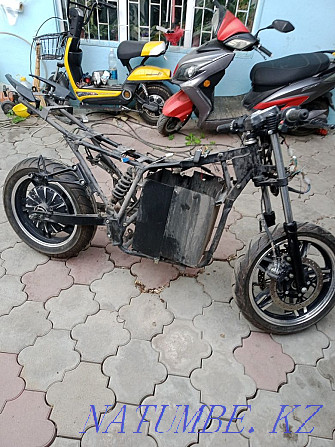 Electric motorcycle  - photo 8